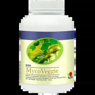 Vaso de MycoVeggie de DXN, una mezcla de fibra dietética con hongos y hierbas para apoyar la salud digestiva y la desintoxicación.